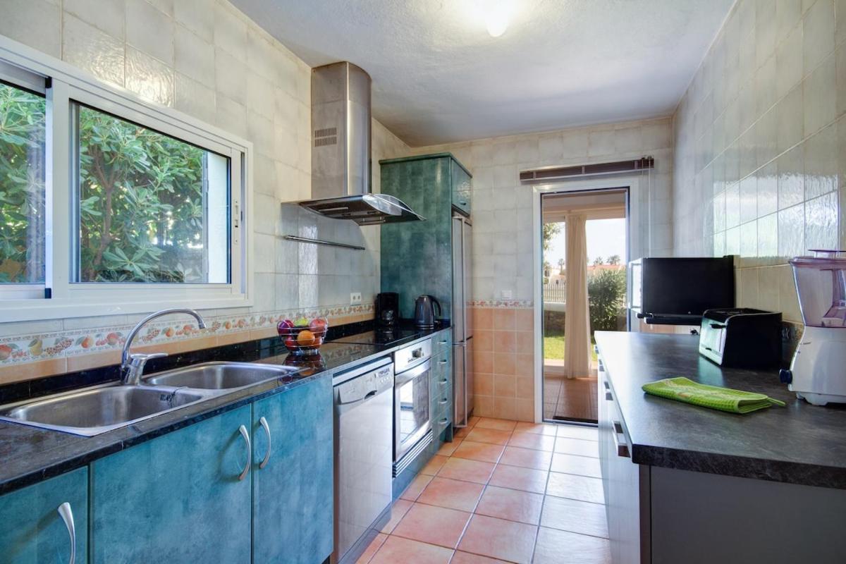 Villa Fiesta Cala'N Blanes  Exteriér fotografie